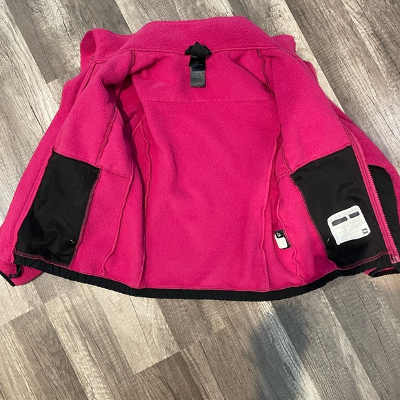 Girls Northface Denali Jacket - Picture 3 of 5